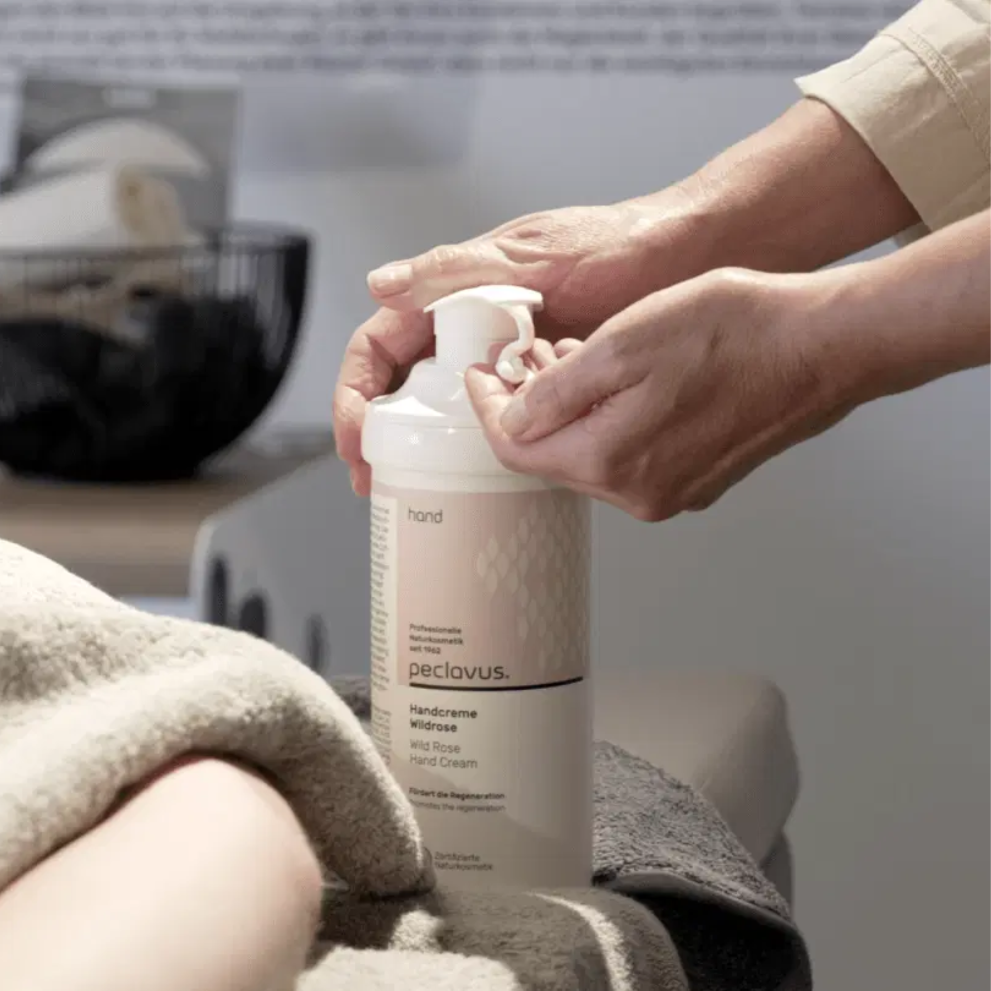 Moisturizing Hand Cream - Wild Rose - Peclavus 