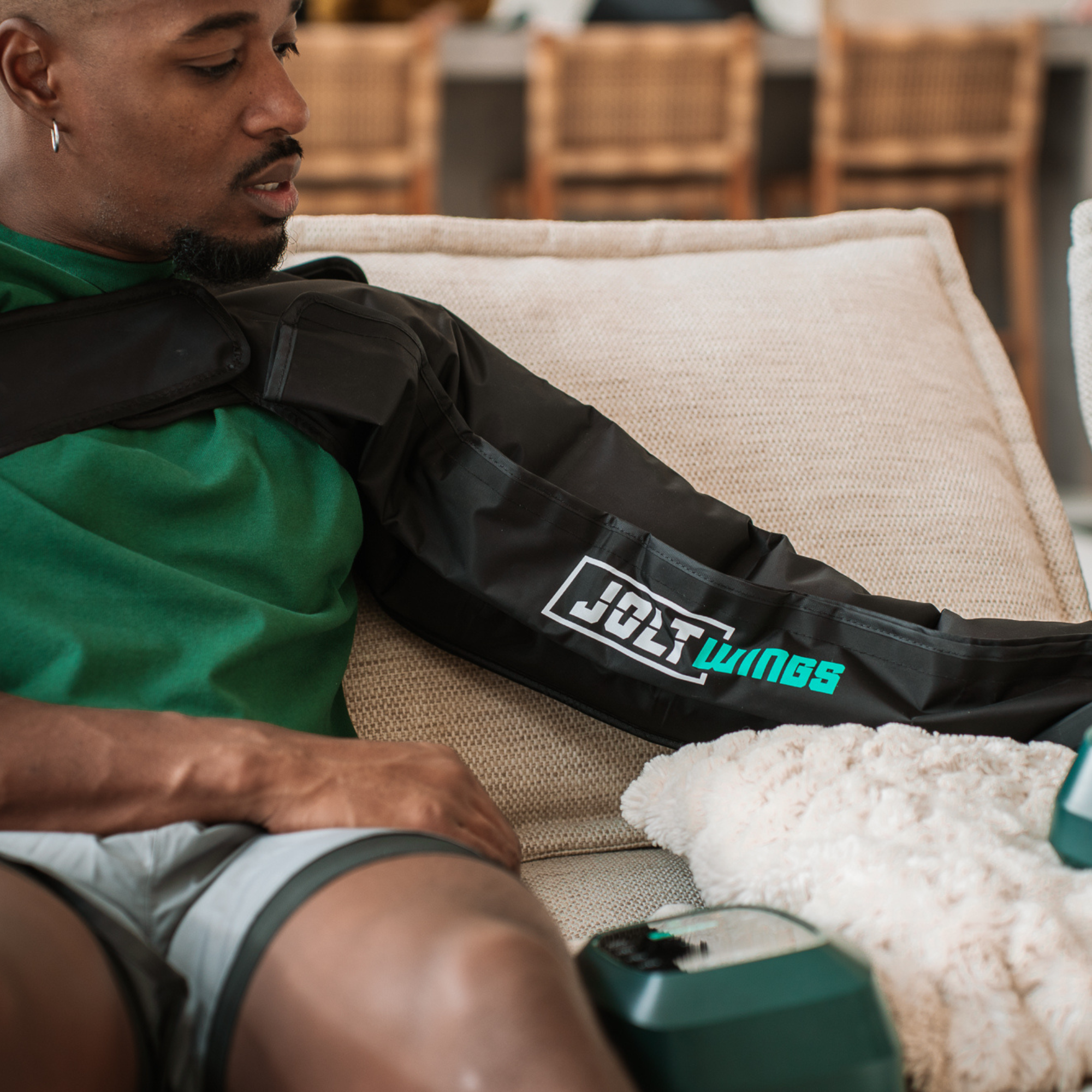 Manchon de pressotherapie pour les bras - 2 tailles - Jolt Wings - My Médical