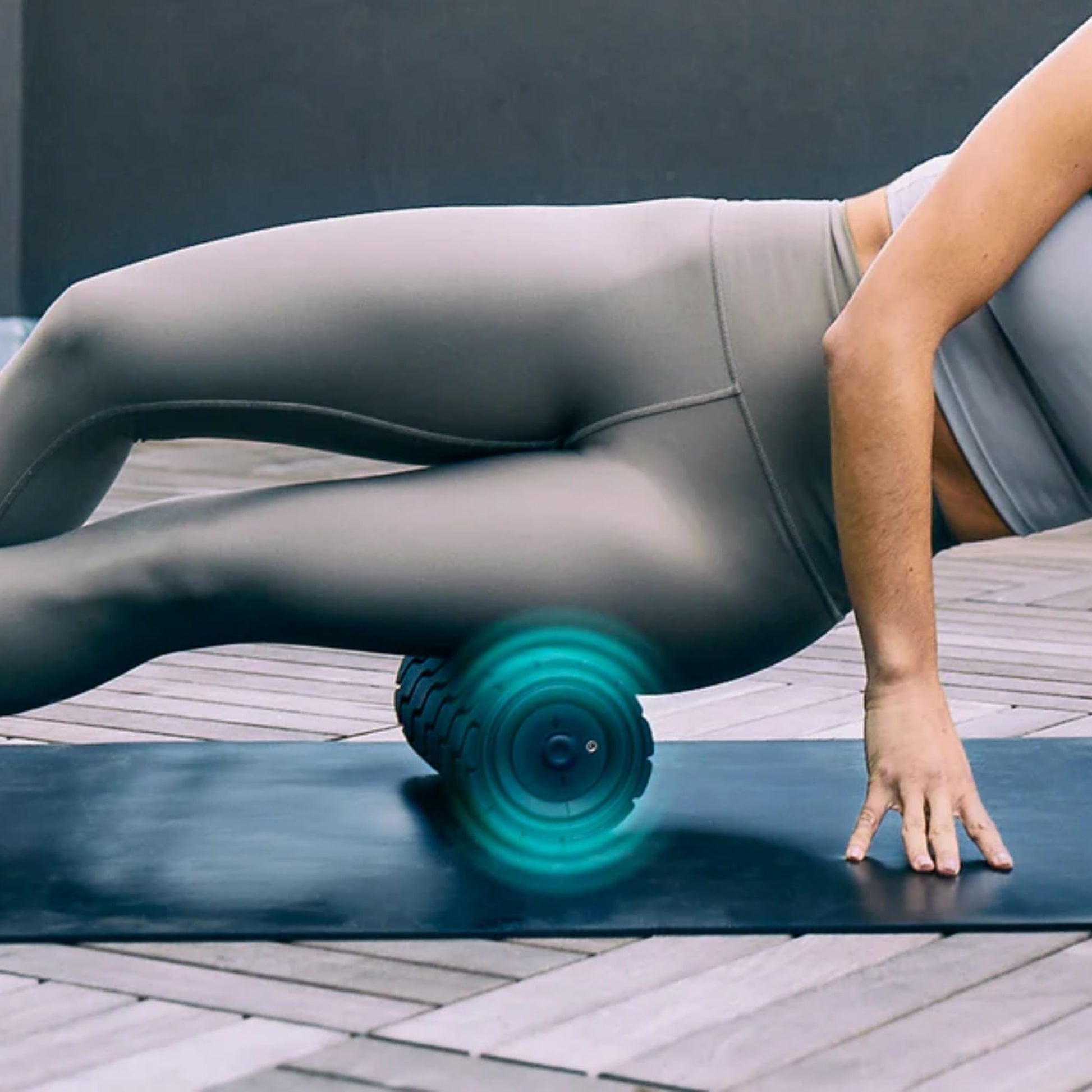 Rouleau de massage vibrant WaveRoller - Therabody - My Médical