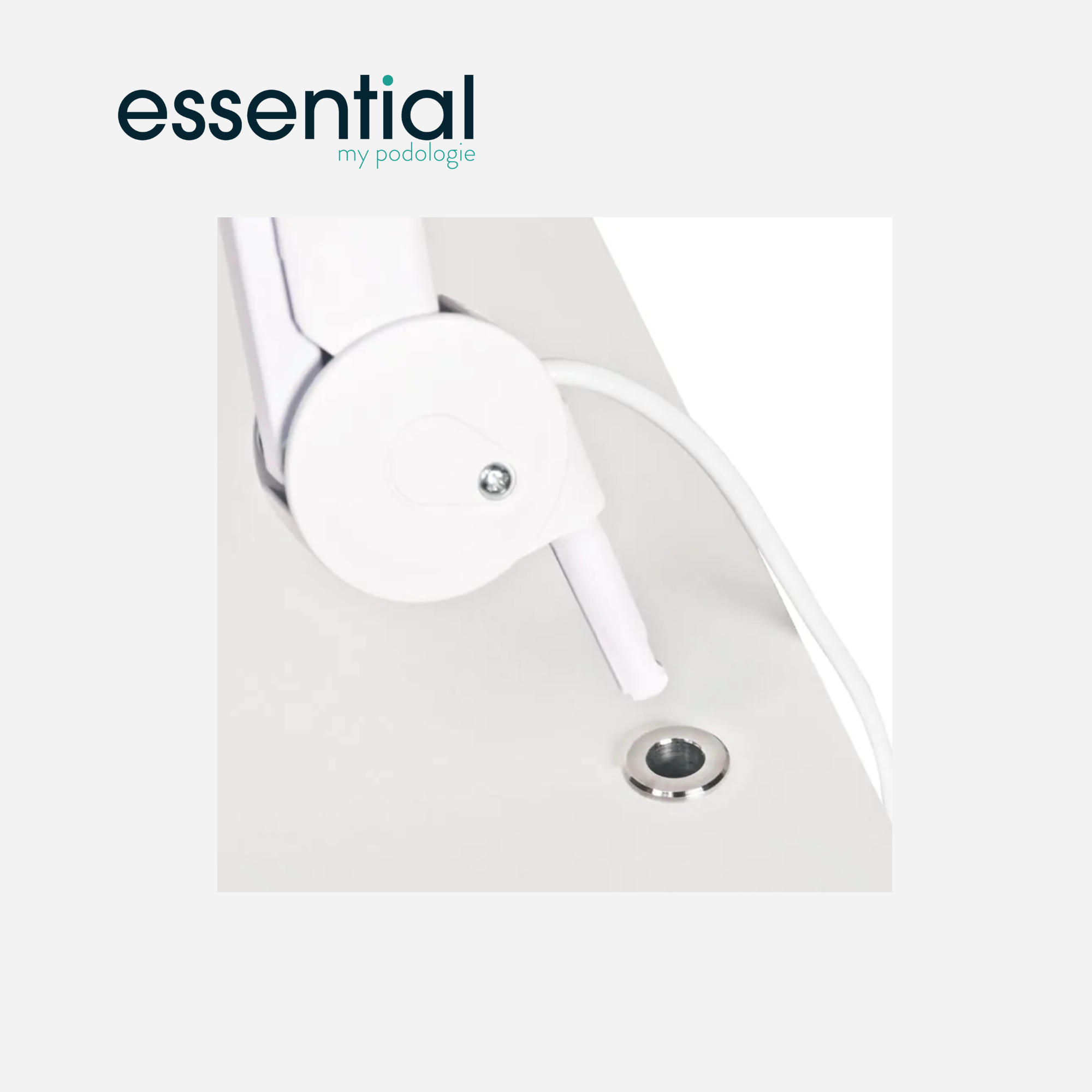 Support de Lampe loupe tubulaire en inox - Essential by My Podologie